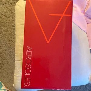 Aerosoles Magical Power Black Leather Heel.